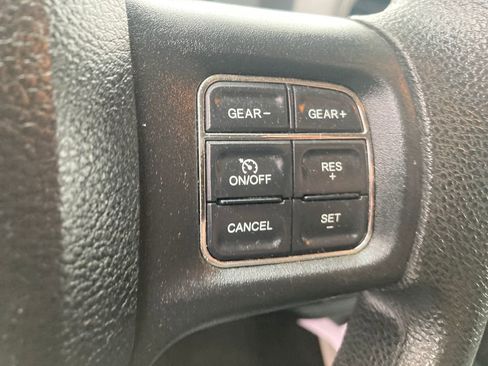 Used 2017 RAM 1500 Express w/ Express Value Package image 42