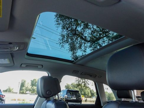 Used 2018 Audi Q5 2.0T Premium Plus image 24