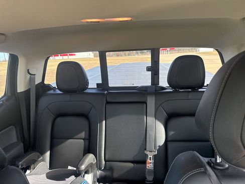 Used 2019 Chevrolet Colorado Z71 image 9