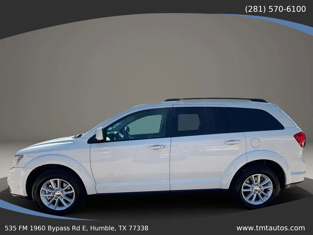 Used 2017 Dodge Journey SXT w/ Comfort/Convenience Group FWD image 4