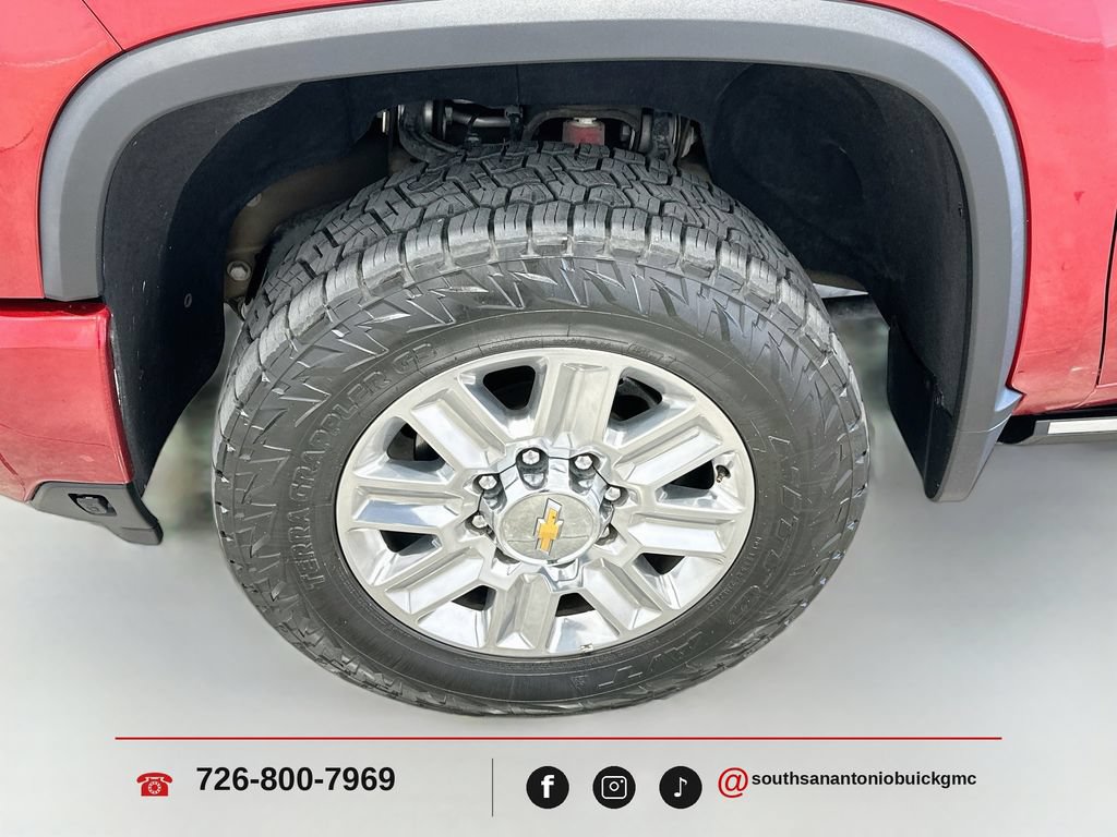 Certified 2024 Chevrolet Silverado 2500 High Country w/ High Country Premium Package AWD/4WD image 32
