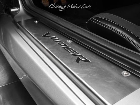 Used 2015 Dodge Viper SRT-10 RWD image 23