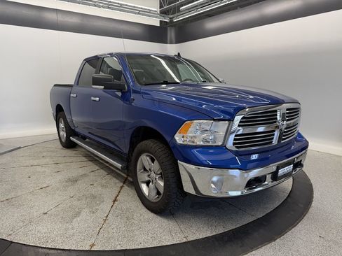Certified 2018 RAM 1500 Big Horn AWD/4WD image 3