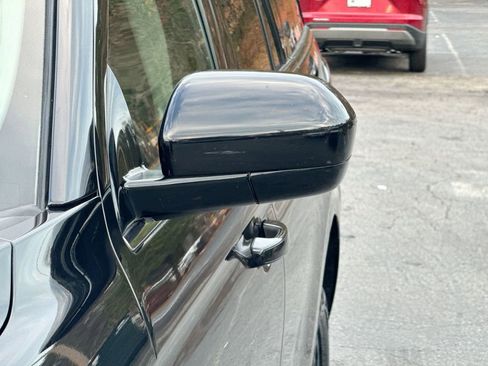 Used 2022 Ford Expedition XLT image 11