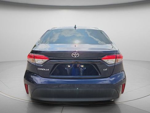 Used 2024 Toyota Corolla LE FWD image 5