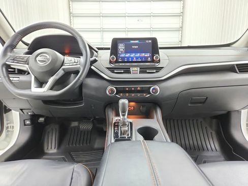 Used 2022 Nissan Altima 2.5 SR image 26