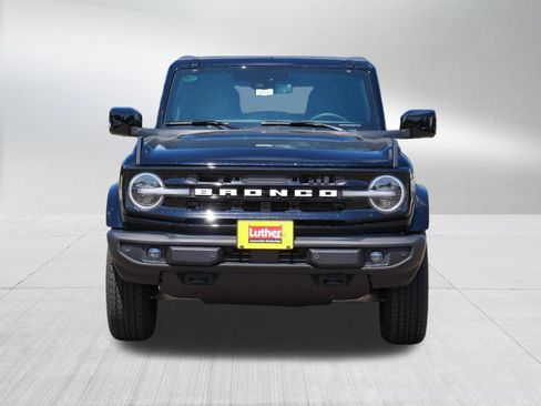 Used 2026 Ford Bronco Outer Banks AWD/4WD image 2