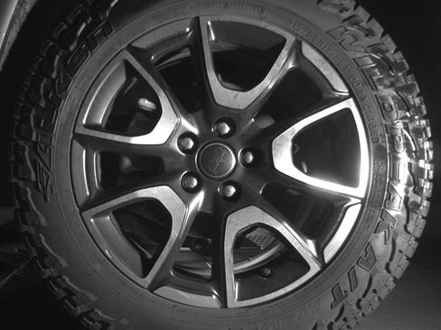 Used 2025 Jeep Compass Trailhawk image 14