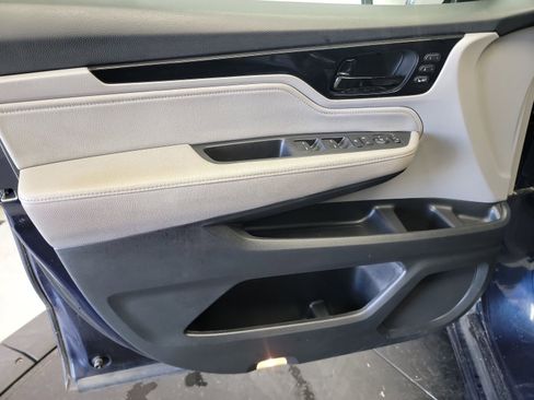 Certified 2023 Honda Odyssey Touring image 13