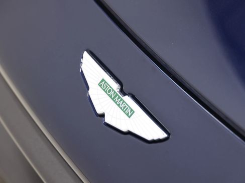 Used 2019 Aston Martin V8 Vantage Coupe RWD image 81