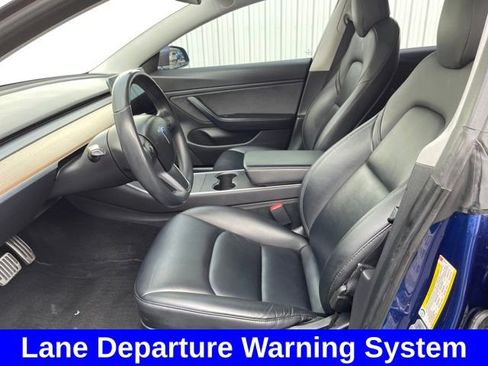 Used 2018 Tesla Model 3 Mid Range image 17