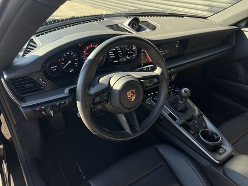 Certified 2023 Porsche 911 Carrera S image 4