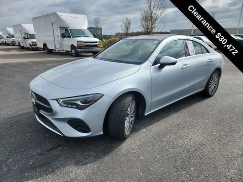 Used 2025 Mercedes-Benz CLA 250 4MATIC image 3