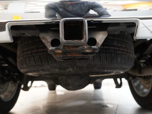 Used 2024 Chevrolet Silverado 1500 LT w/ Convenience Package II image 10