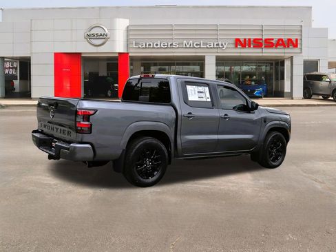 New 2026 Nissan Frontier SV w/ SV Convenience Package RWD image 3