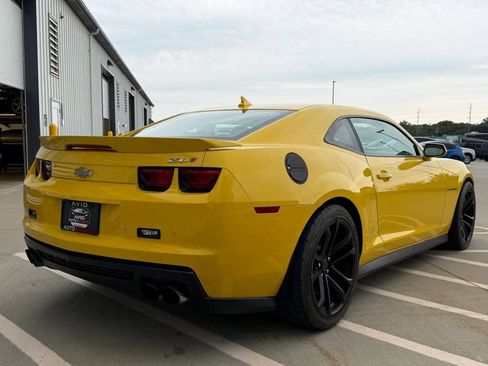 Used 2012 Chevrolet Camaro ZL1 RWD image 4