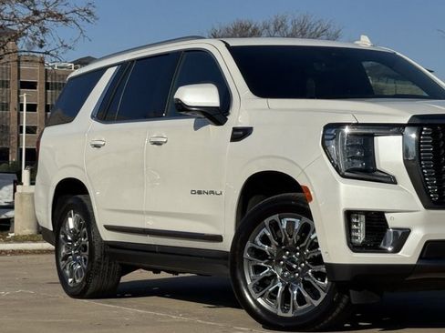 Used 2024 GMC Yukon Denali Ultimate image 3