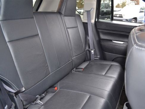 Used 2016 Jeep Compass High Altitude image 29