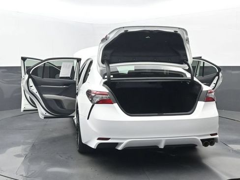 Used 2023 Toyota Camry SE FWD image 37