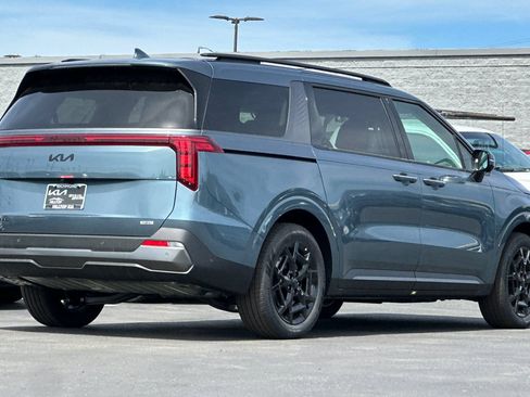 New 2026 Kia Carnival SX w/ SX Dark Edition Package FWD image 4