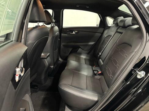 Used 2023 Kia Forte GT-Line FWD image 17