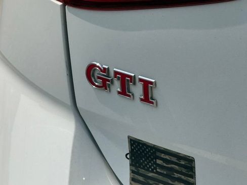 Used 2020 Volkswagen GTI S FWD image 10