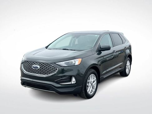 Used 2024 Ford Edge SEL w/ Convenience Package AWD/4WD image 4