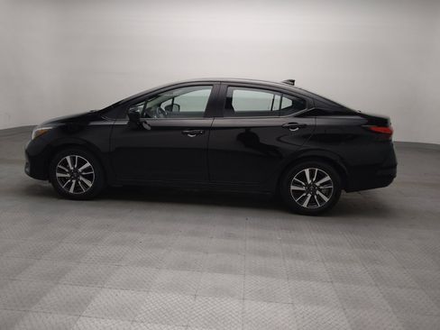 Used 2025 Nissan Versa SV FWD image 3