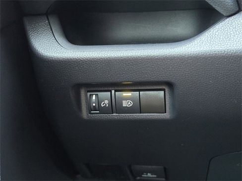 Used 2024 Toyota RAV4 LE image 37