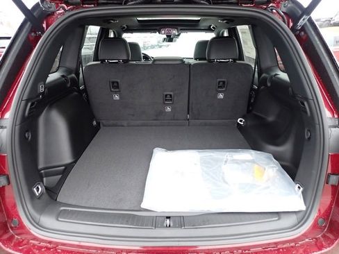 New 2025 Jeep Grand Cherokee Limited w/ MOPAR Finishing Package image 6