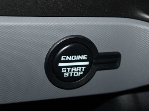 Used 2023 Ford Bronco 4-Door AWD/4WD image 36