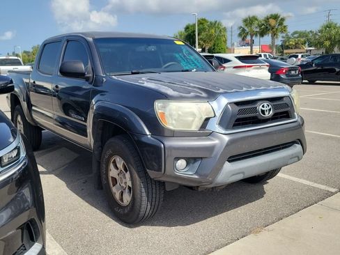 Used 2013 Toyota Tacoma PreRunner w/ TRD Off-Road Pkg RWD image 2