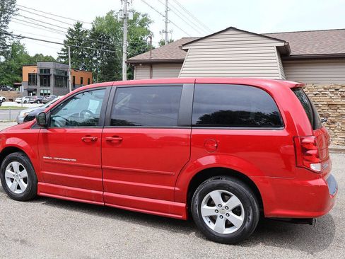 Used 2013 Dodge Grand Caravan SE FWD image 10
