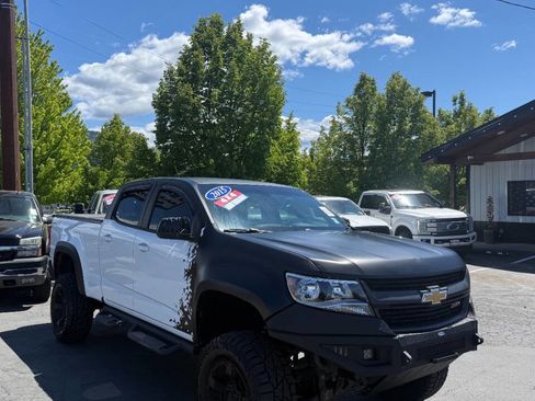 Used 2015 Chevrolet Colorado Z71 AWD/4WD image 8