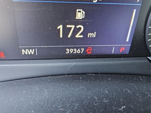 Used 2022 Cadillac XT4 Luxury w/ Driver Awareness Package image 20