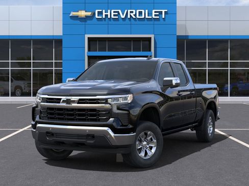 Used 2025 Chevrolet Silverado 1500 LT w/ Safety Package RWD image 54