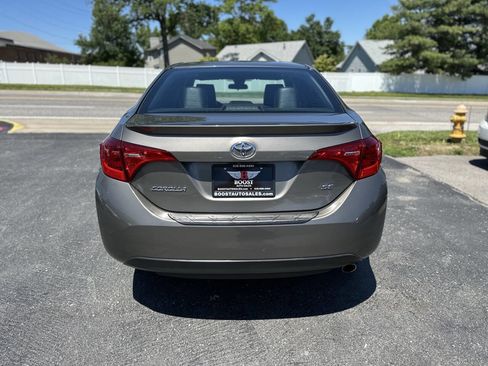 Used 2019 Toyota Corolla SE FWD image 6