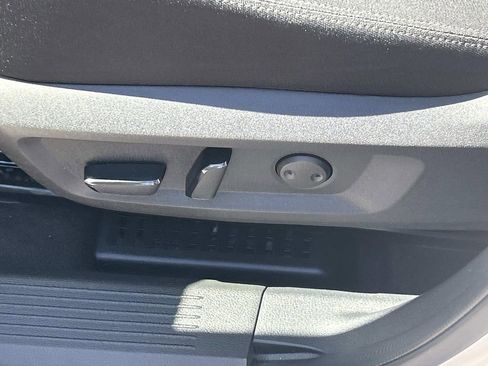 Certified 2023 Nissan Rogue SV AWD/4WD image 16