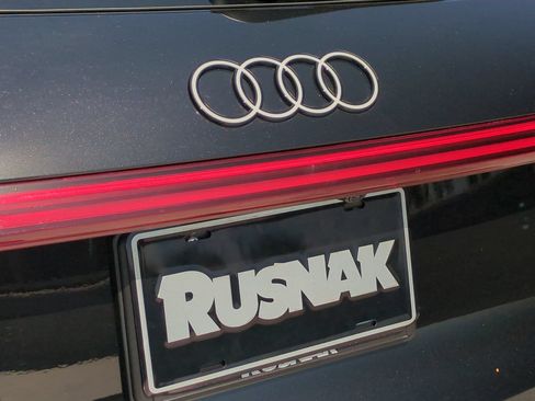 Used 2025 Audi Q5 Premium Plus AWD/4WD image 19