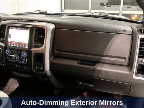 Used 2022 RAM 1500 Warlock AWD/4WD image 36