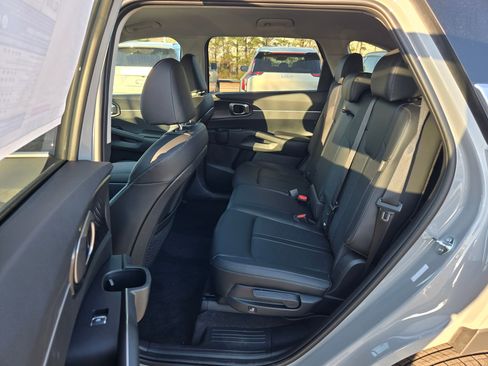 New 2026 Kia Sorento S AWD/4WD image 25