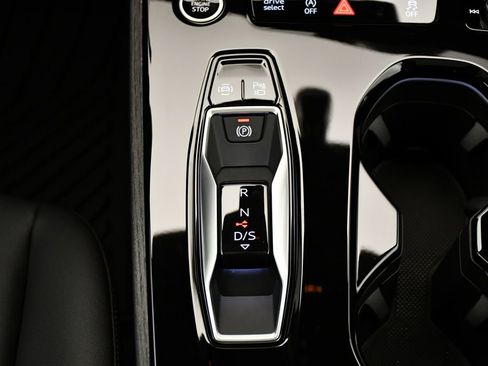 Used 2025 Audi A5 2.0T Premium w/ Convenience Package image 30