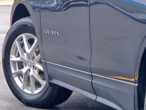 Certified 2022 Chevrolet Equinox LS w/ LS Convenience Package FWD image 16