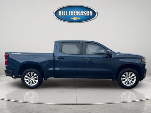 Used 2020 Chevrolet Silverado 1500 Custom w/ Custom Convenience Package AWD/4WD image 9