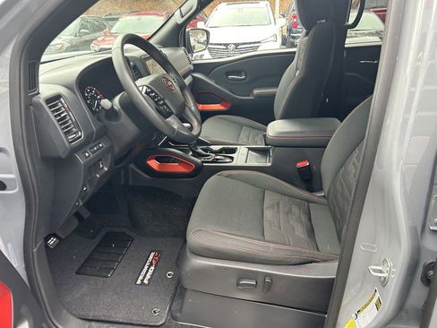 Used 2023 Nissan Frontier PRO-4X w/ Pro Convenience Package image 34