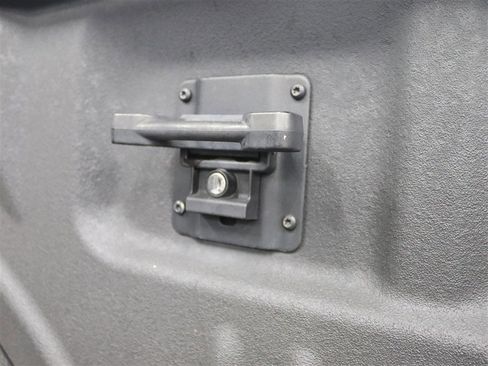 Used 2018 Ford F150 Raptor w/ Equipment Group 802A Luxury AWD/4WD image 10