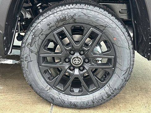 New 2026 Toyota Tundra Limited image 15