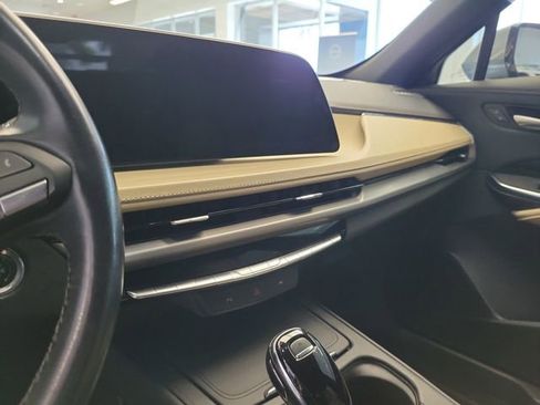 Used 2024 Cadillac XT4 Luxury FWD image 24