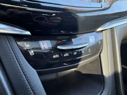 Used 2020 Cadillac XT6 Premium Luxury w/ Platinum Package image 35