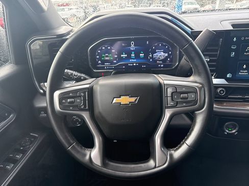 Used 2024 Chevrolet Silverado 1500 LT AWD/4WD image 26